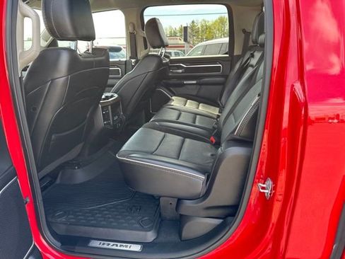 Used 2022 RAM 1500 Laramie image 18