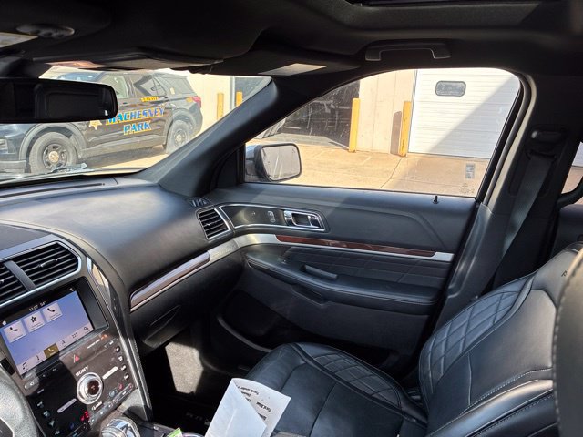 Used 2019 Ford Explorer Platinum AWD/4WD image 20