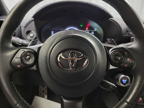 Used 2025 Toyota GR86 Premium w/ ALL Weather Mat Package (TMS) RWD image 14