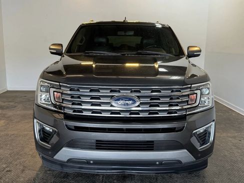 Used 2019 Ford Expedition Max Limited RWD image 2