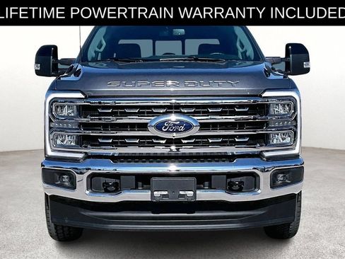 Used 2024 Ford F250 Lariat AWD/4WD image 4