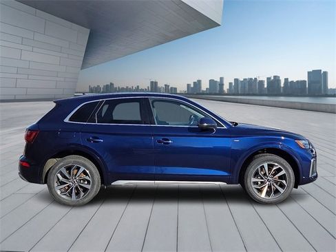 Certified 2024 Audi Q5 2.0T Premium Plus w/ Premium Plus Package image 7