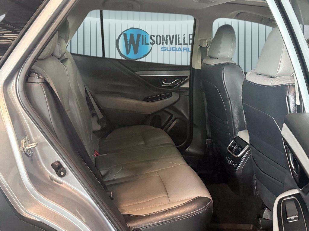 Used 2023 Subaru Outback Limited AWD/4WD image 6