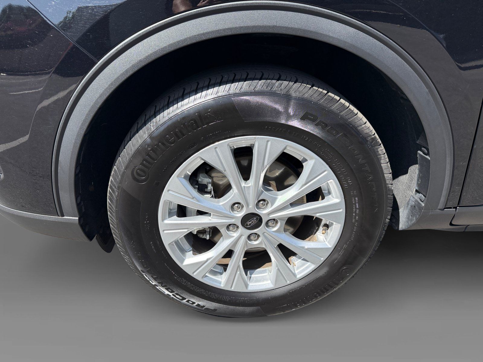 Certified 2025 Ford Escape Active AWD/4WD image 9