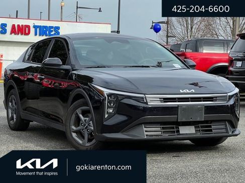 Certified 2025 Kia K4 LXS image 1