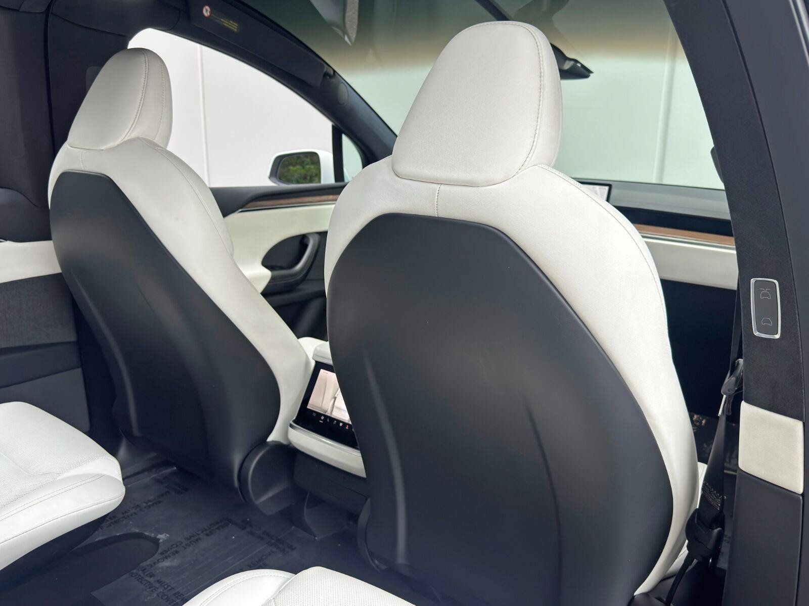 Used 2022 Tesla Model X AWD/4WD image 40