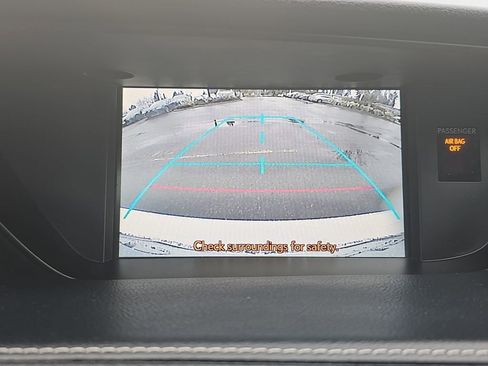 Used 2014 Lexus ES 300h 300h w/ Premium Package w/Bamboo Trim image 29