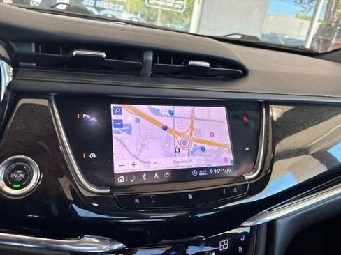 Used 2020 Cadillac XT6 Premium Luxury FWD image 2
