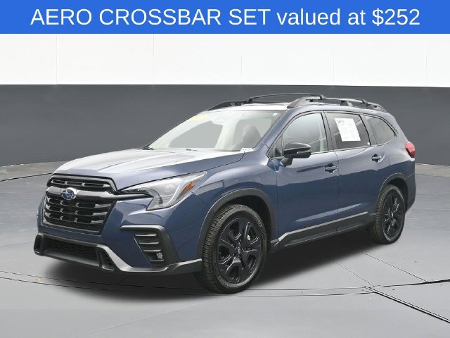 Used 2023 Subaru Ascent Onyx Edition AWD/4WD image 3