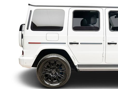 Used 2025 Mercedes-Benz G 580 w/ EQ Technology image 25