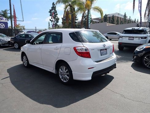 Used 2010 Toyota Matrix image 14