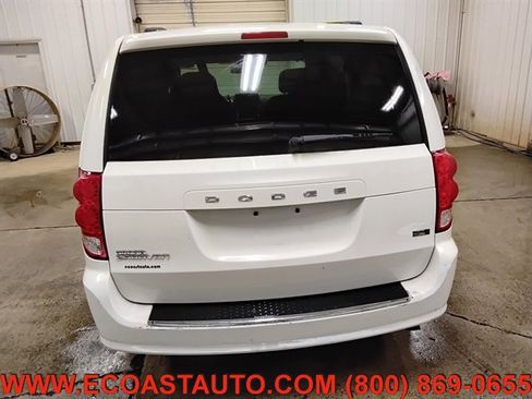 Used 2012 Dodge Grand Caravan SXT image 8