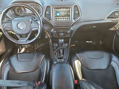 Used 2021 Jeep Cherokee Trailhawk w/ Trailer Tow Group image 17