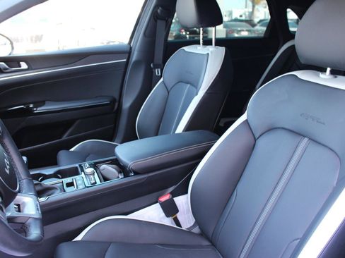 Used 2025 Kia K5 GT-Line image 17