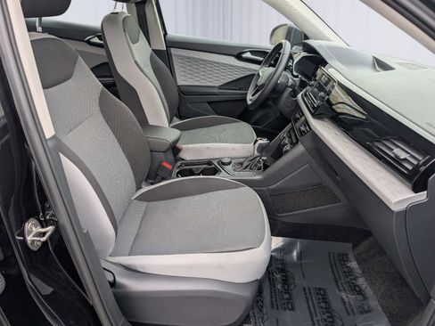 Used 2024 Volkswagen Taos S image 9