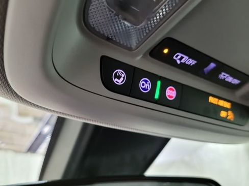 Used 2021 Chevrolet Malibu LS image 26