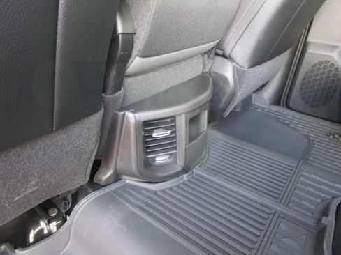 New 2026 RAM 2500 Tradesman w/ Chrome Appearance Group AWD/4WD image 21
