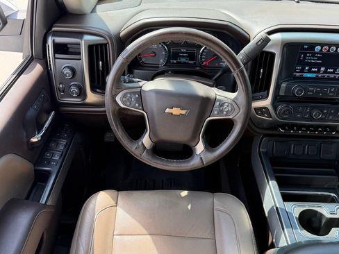 Used 2018 Chevrolet Silverado 1500 LTZ Z71 w/ LTZ Plus Package AWD/4WD image 8