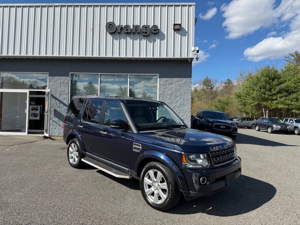 Used 2016 Land Rover LR4 HSE AWD/4WD image 9