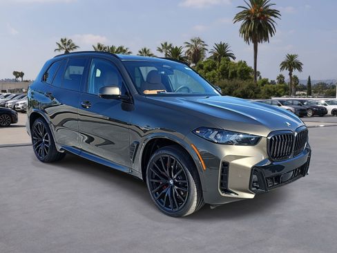 New 2026 BMW X5 sDrive40i w/ M Sport Package image 3