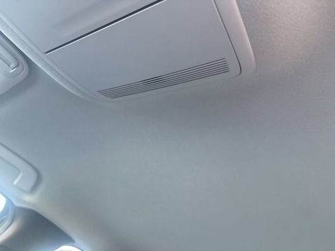 Used 2025 MAZDA MAZDA3 s image 8