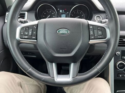 Used 2019 Land Rover Discovery Sport HSE AWD/4WD image 19