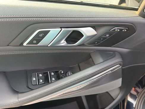 Used 2023 BMW X6 xDrive40i w/ M Sport Package AWD/4WD image 33