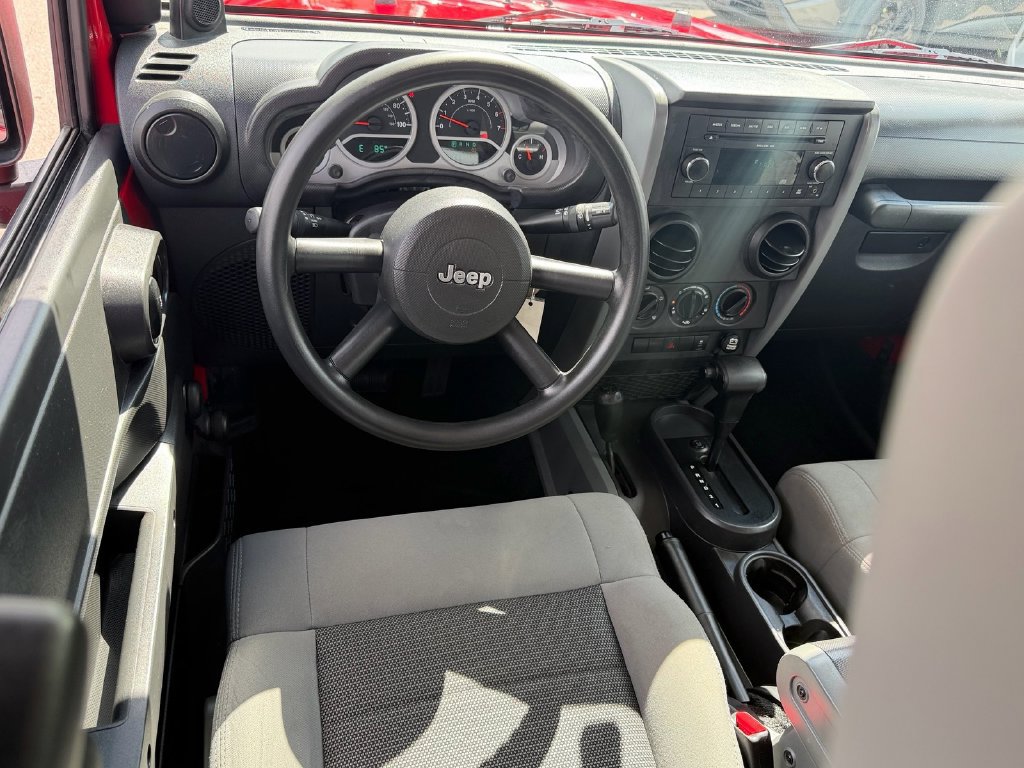 Used 2010 Jeep Wrangler Unlimited Sport AWD/4WD image 15