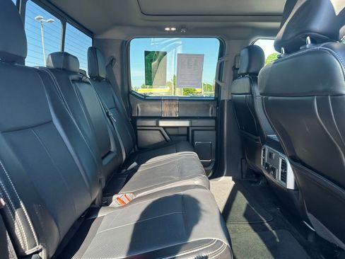 Used 2018 Ford F150 Lariat image 15