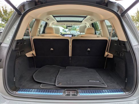 Used 2024 Mercedes-Benz GLS 450 4MATIC image 34