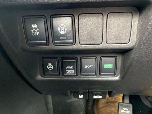 Used 2020 Nissan Rogue Sport SV w/ All-Weather Package AWD/4WD image 12