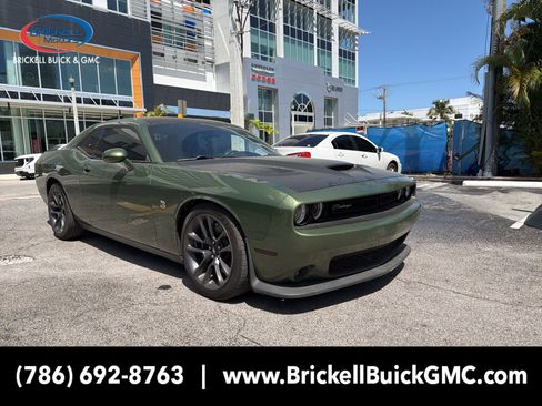 Used 2020 Dodge Challenger R/T Scat Pack image 1
