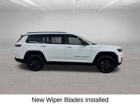 Used 2023 Jeep Grand Cherokee L Laredo AWD/4WD image 15