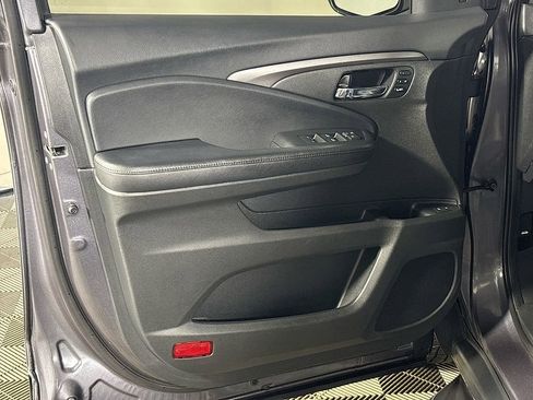 Certified 2020 Honda Pilot EX-L image 11