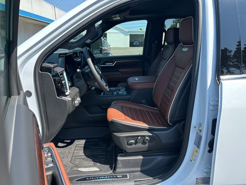 New 2026 GMC Sierra 2500 Denali Ultimate w/ LPO, Black Badging Package AWD/4WD image 14