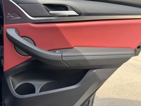 Certified 2025 BMW X4 xDrive30i w/ Premium Package image 31