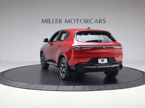 New 2026 Alfa Romeo Tonale Sprint w/ Black Premium Package AWD/4WD image 5