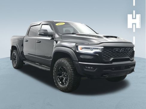 Used 2025 RAM 1500 RHO image 3