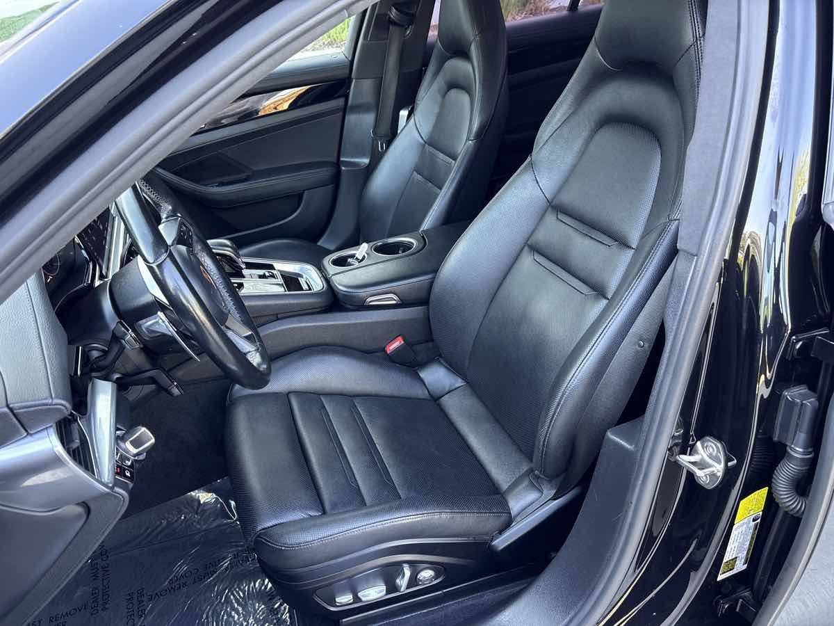 Used 2018 Porsche Panamera 4 AWD/4WD image 22