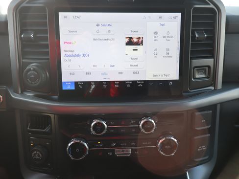 New 2025 Ford F150 XLT w/ Equipment Group 302A MID image 17