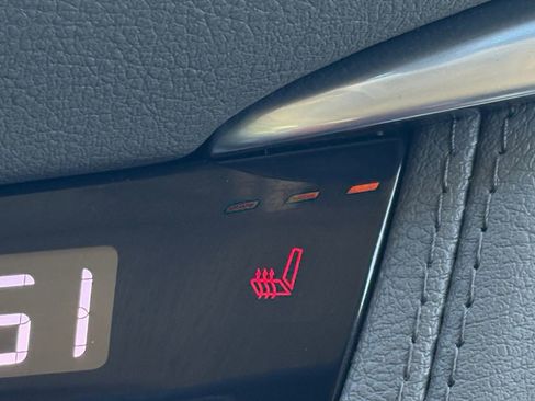 Used 2022 Cadillac XT5 Premium Luxury image 5