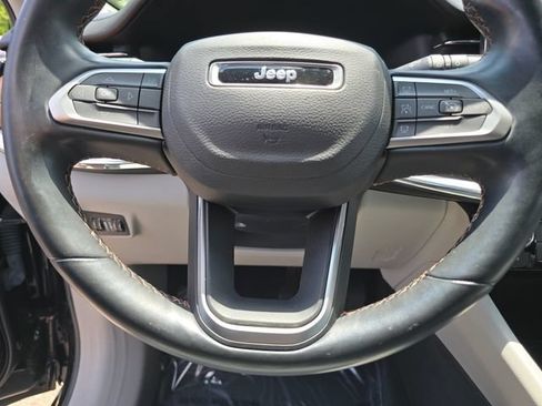 Used 2022 Jeep Compass Limited AWD/4WD image 34