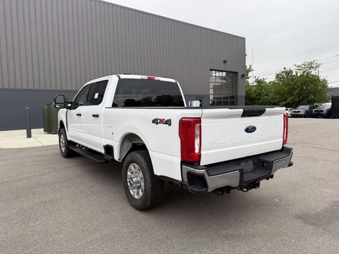 Used 2024 Ford F250 XLT AWD/4WD image 5