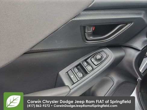 Used 2025 Subaru Crosstrek 2.5i Premium AWD/4WD image 20