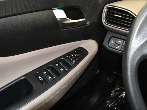Used 2020 Hyundai Santa Fe SEL AWD/4WD image 33