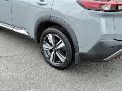 Used 2022 Nissan Rogue SL w/ SL Premium Package FWD image 16