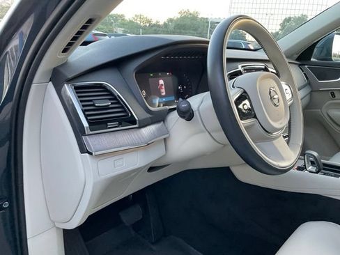 Certified 2024 Volvo XC90 B6 Plus w/ Protection Package Premier AWD/4WD image 13