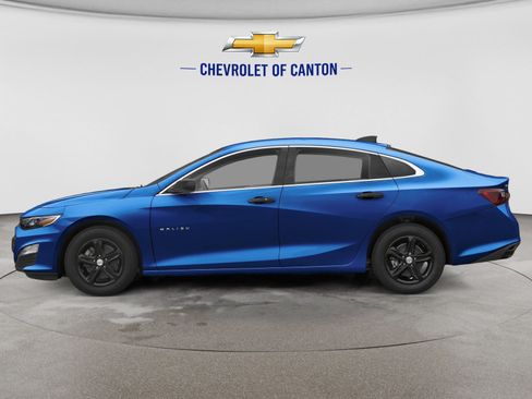 Used 2023 Chevrolet Malibu LS FWD image 3