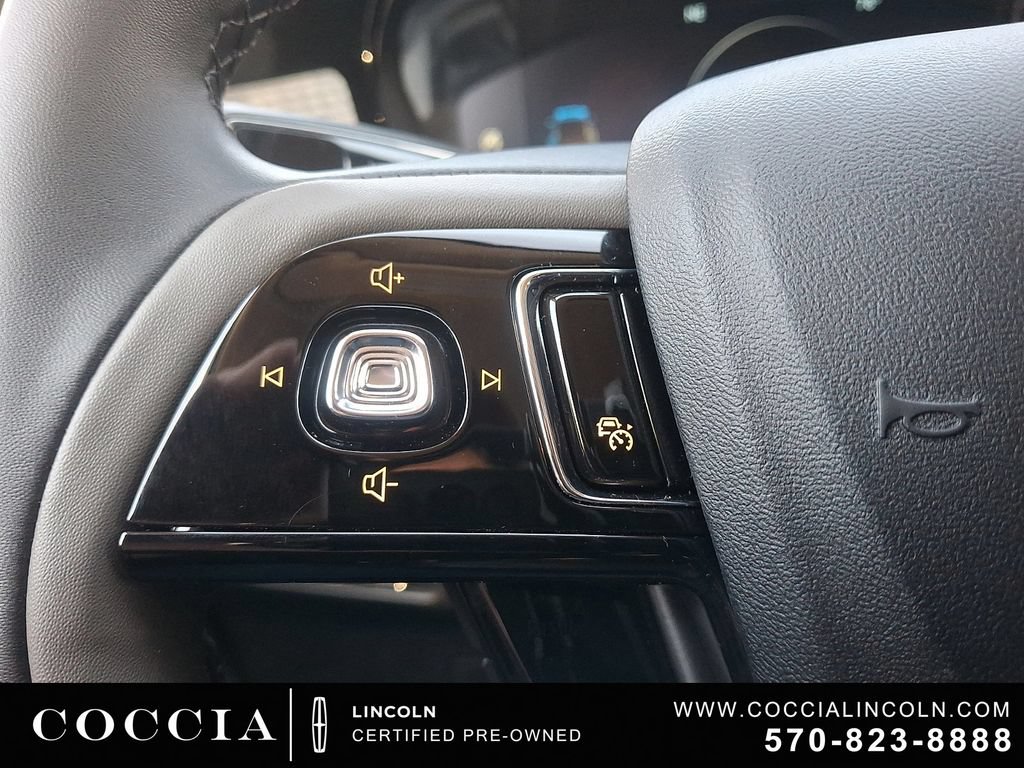 Certified 2023 Lincoln Corsair AWD image 23
