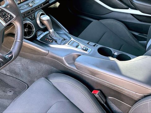 Used 2021 Chevrolet Camaro SS image 16